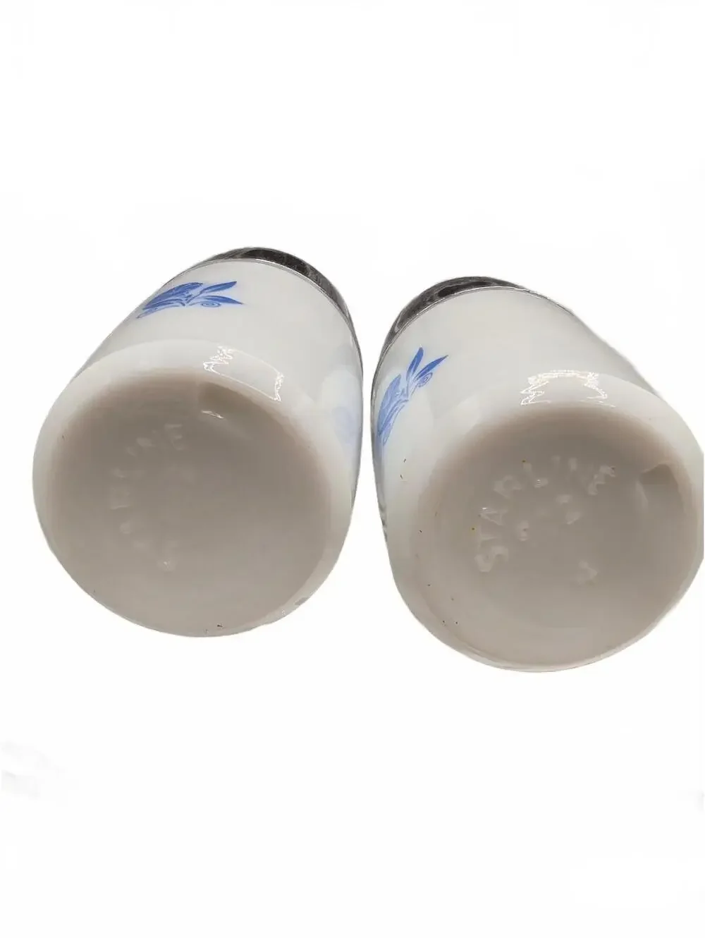 Vtg Starline Santa Barbara White Milk Glass Pair Pepper Shakers